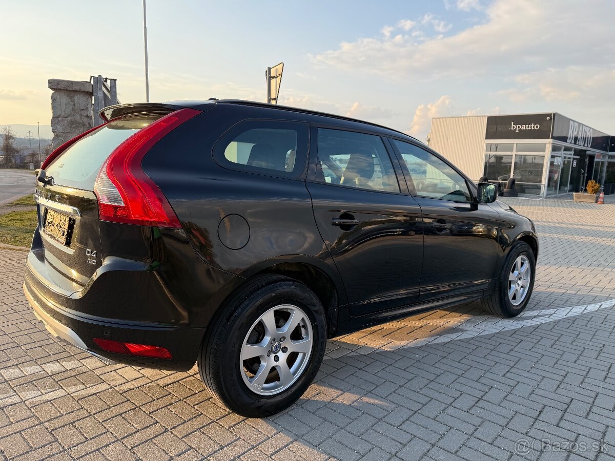 VOLVO XC60 - 3