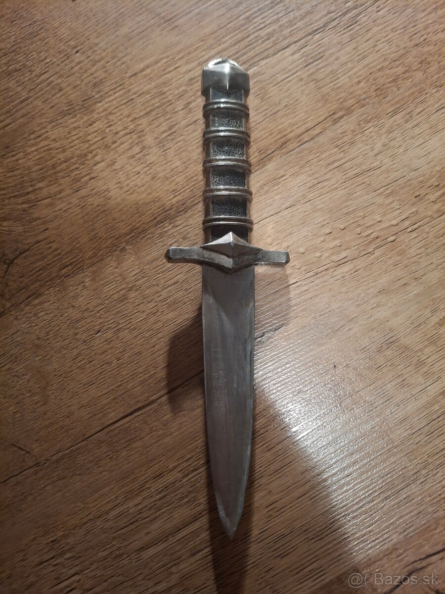 Nože - 3