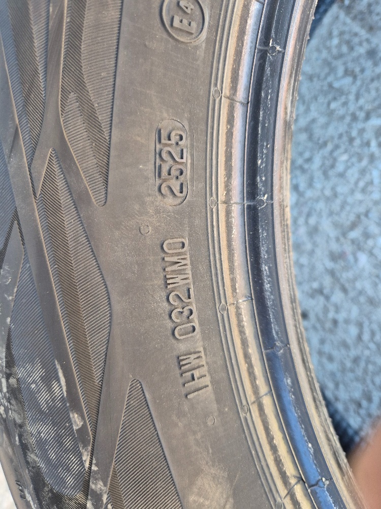 Letné pneumatiky 215/55 R18 - 3