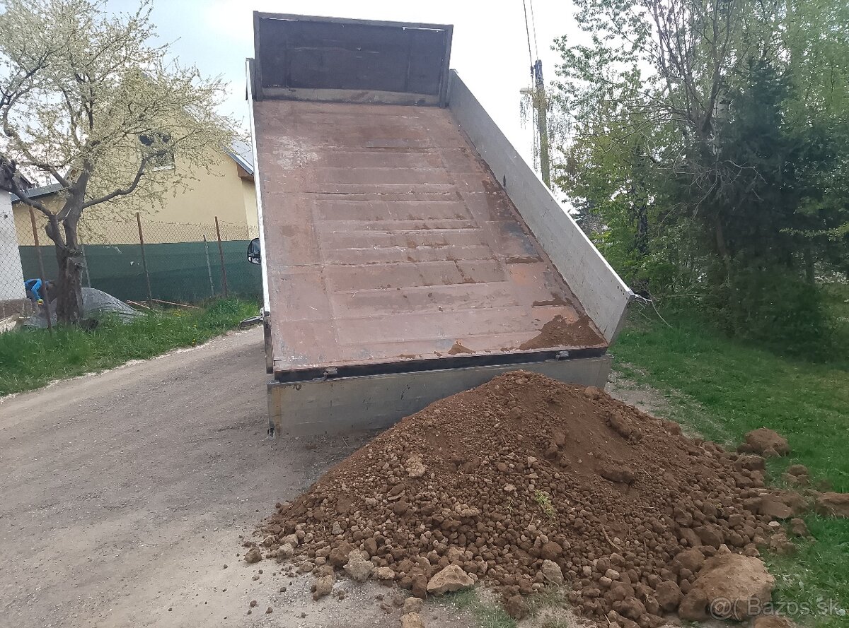 Ponúkam vyklapač na prevoz materiálu - 3
