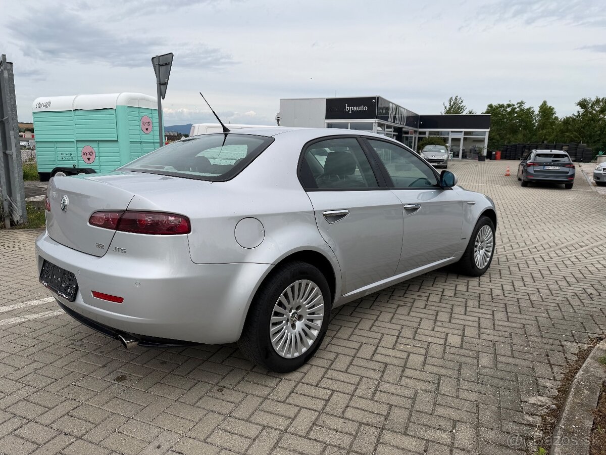 Alfa Romeo 2.2 - 3