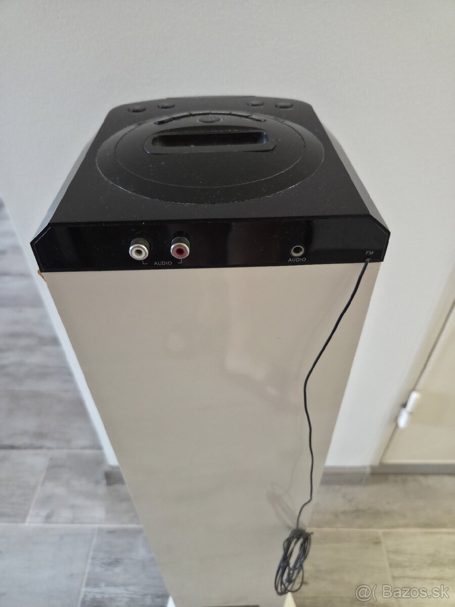 Reproduktor s rádiom, USB, SD. - 3
