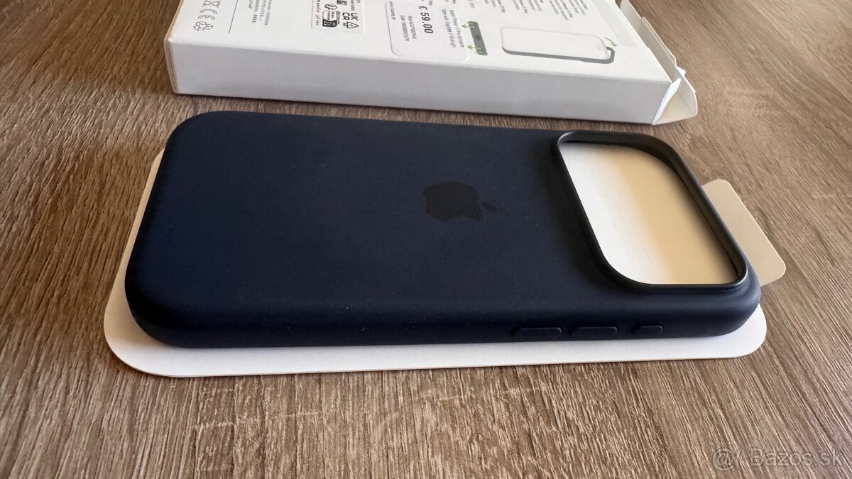 Originálny iPhone 17 Pro kryt - 3