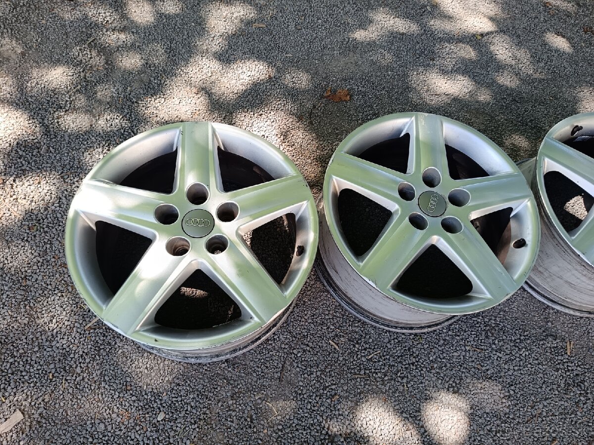 ALU disky AUDI 5X112 R17 - 3