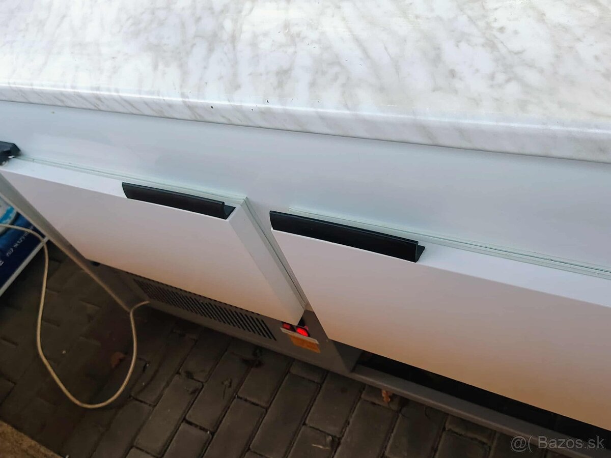 Chladiaca vitrina - 3