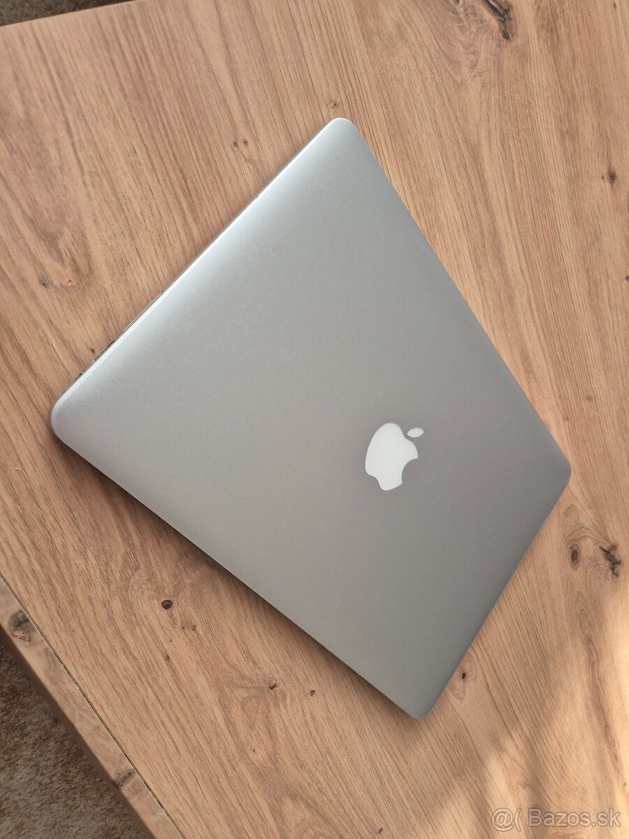 MacBook Pro (Retina 13", 2015) /Core i5/8GB RAM/128GB SSD - 3