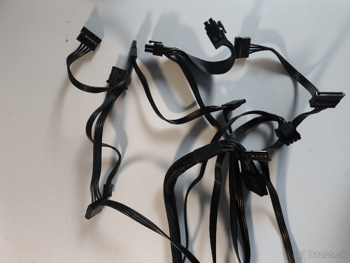 ATX Zdroj Evolveo FX650 650W 80+ Bronze - 3