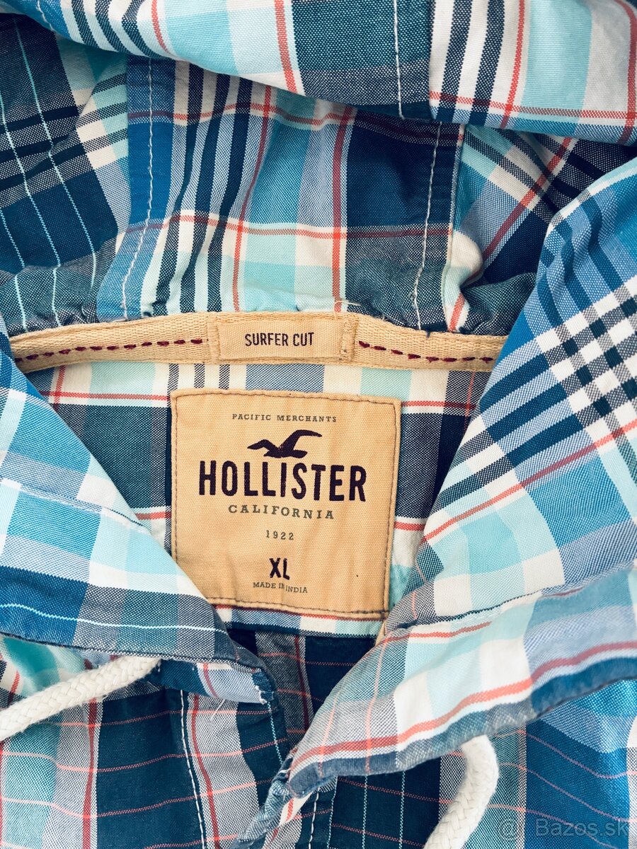 Hollister - 3