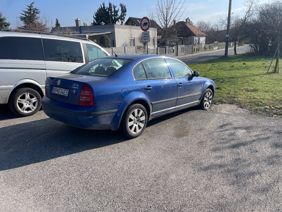 Škoda Superb 1.9 TDi - 3
