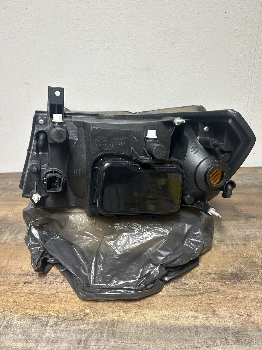 Pravý predný svetlomet Ford Transit 2000-2006 - 3