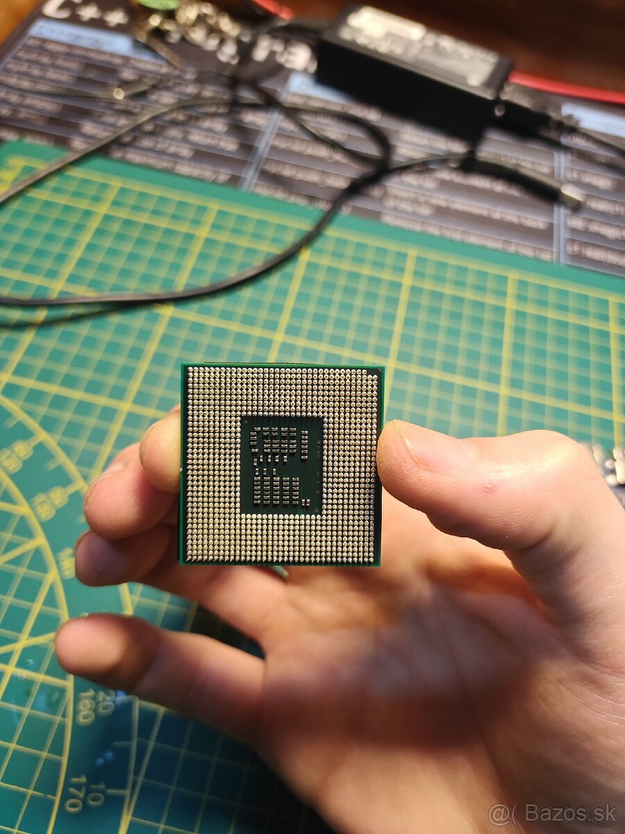 Intel i5-520M 2.93 GHz - 3