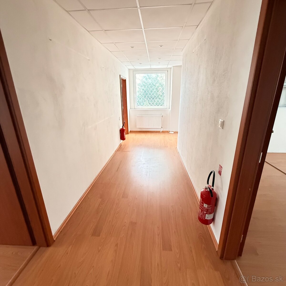 Kancelarsky priestor - 3