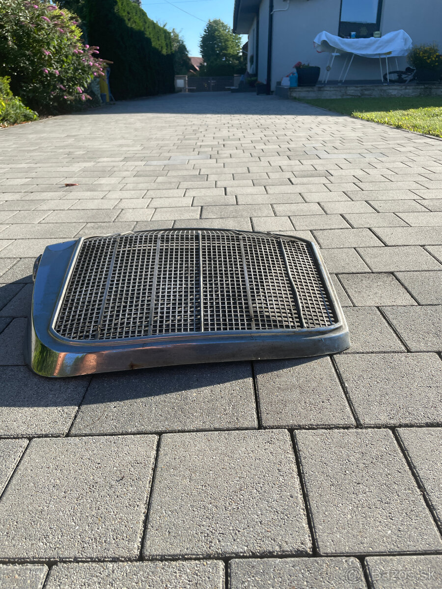 🚗 Predám originálnu masku Mercedes-Benz W110 (Heckflosse) - 3