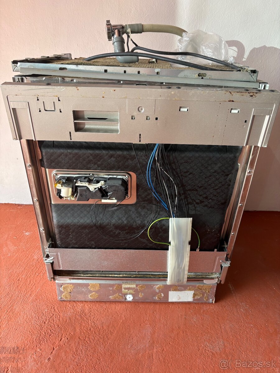 umyvacka riadu whirlpool adg 9999M 60cm - 3