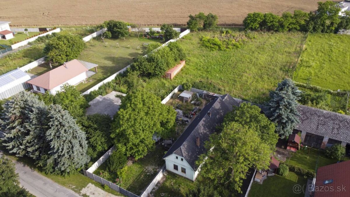 samostatné pozemky plus prístupová cesta v Lehniciach - 3