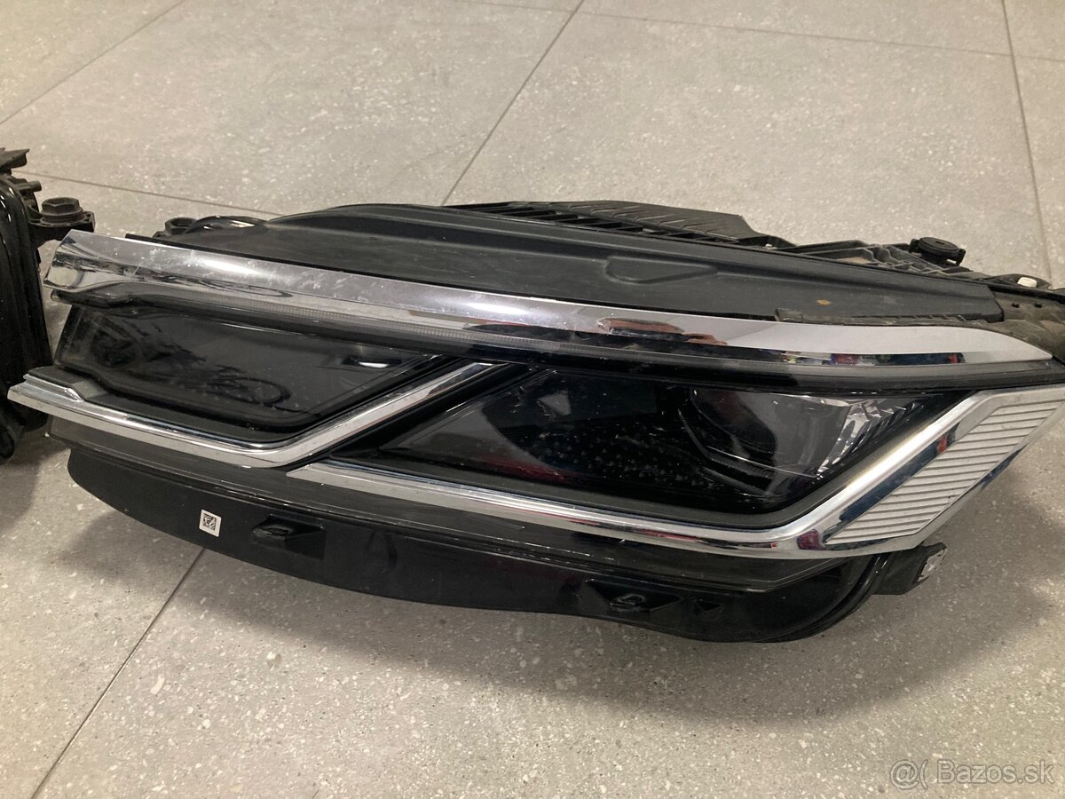 Predám predné svetlá VW Touareg - 3