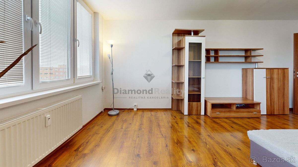 Na predaj 3 - izbový byt na Železníkoch, ulica Užhorodská, K - 3