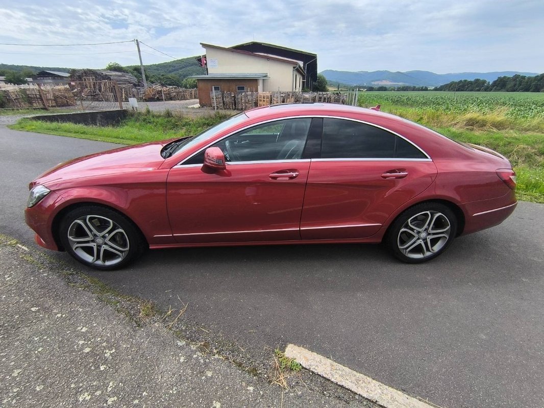 Mercedes-Benz CLS Kupé MERCEDES 3.0 190KW AUTOMAT FULL VYBAV - 3