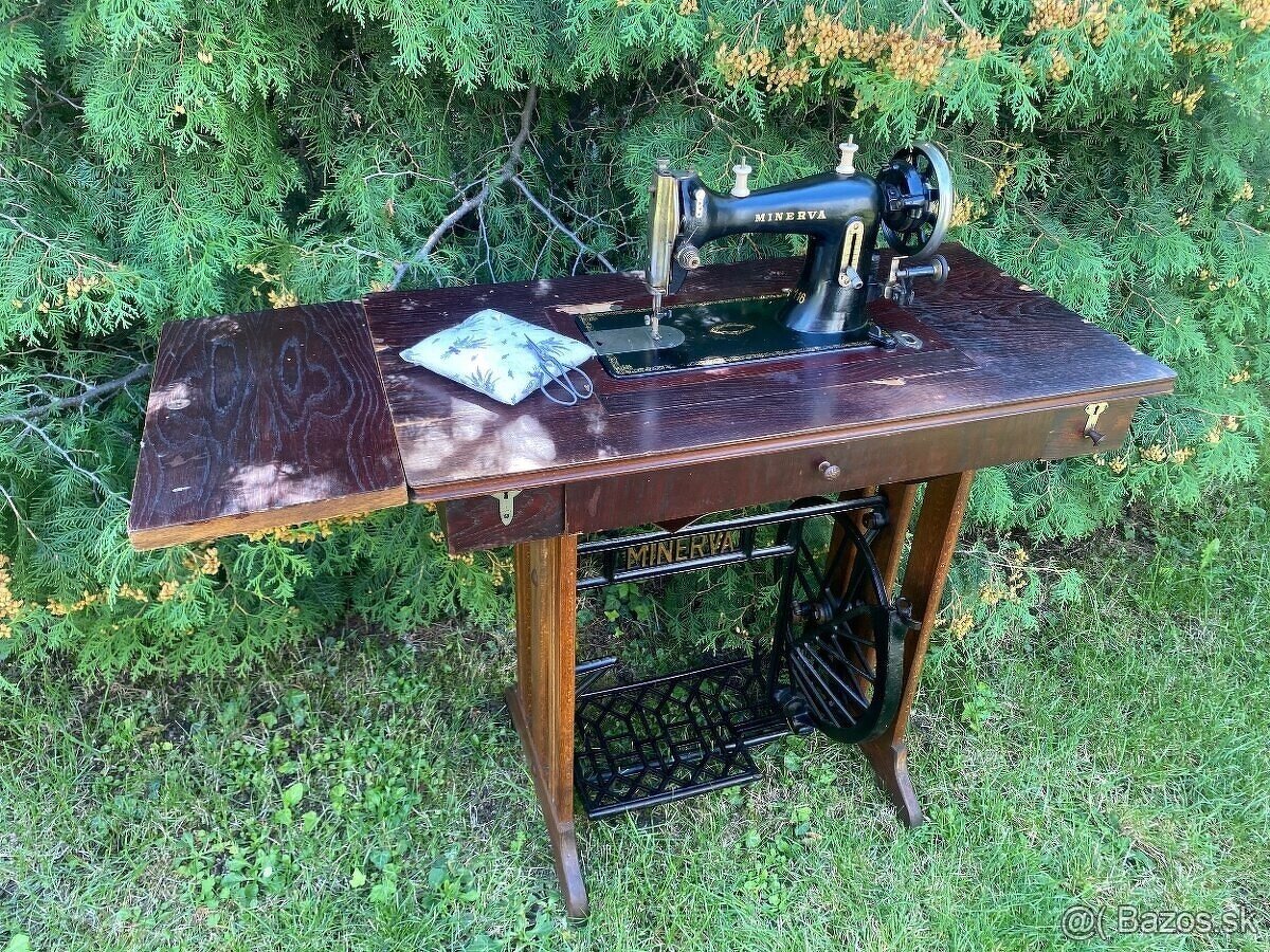 Šijací stroj MINERVA - 3