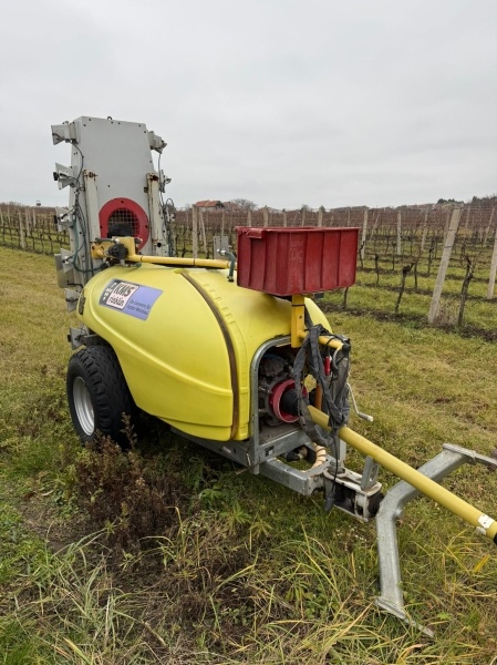 Ťahaný rosič KMS Rinklin NSP 1000 - 3