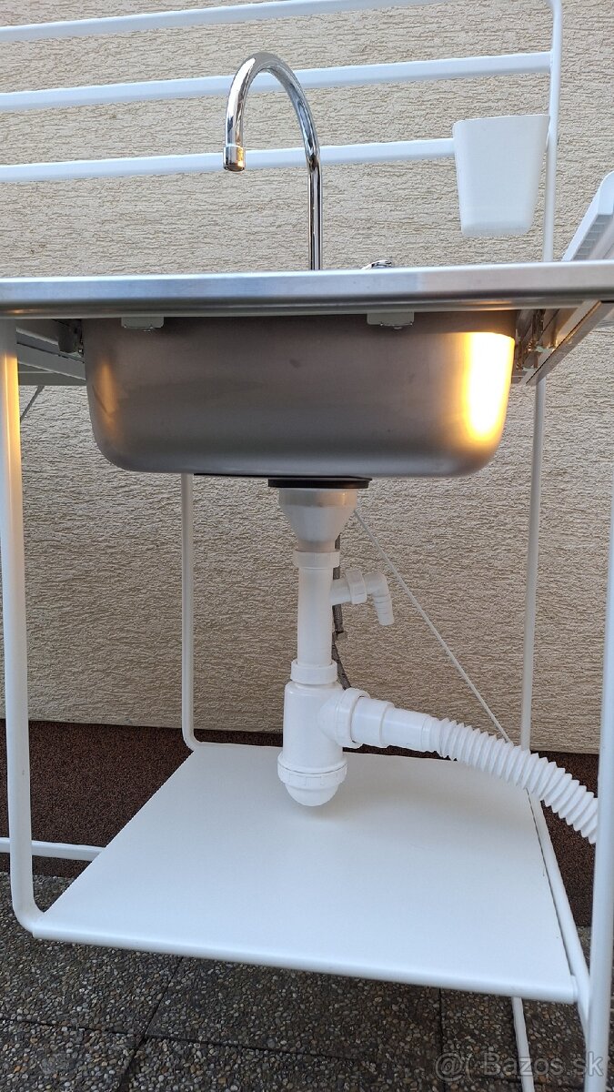 IKEA SUNNERSTA kuchyňa, drez - 3