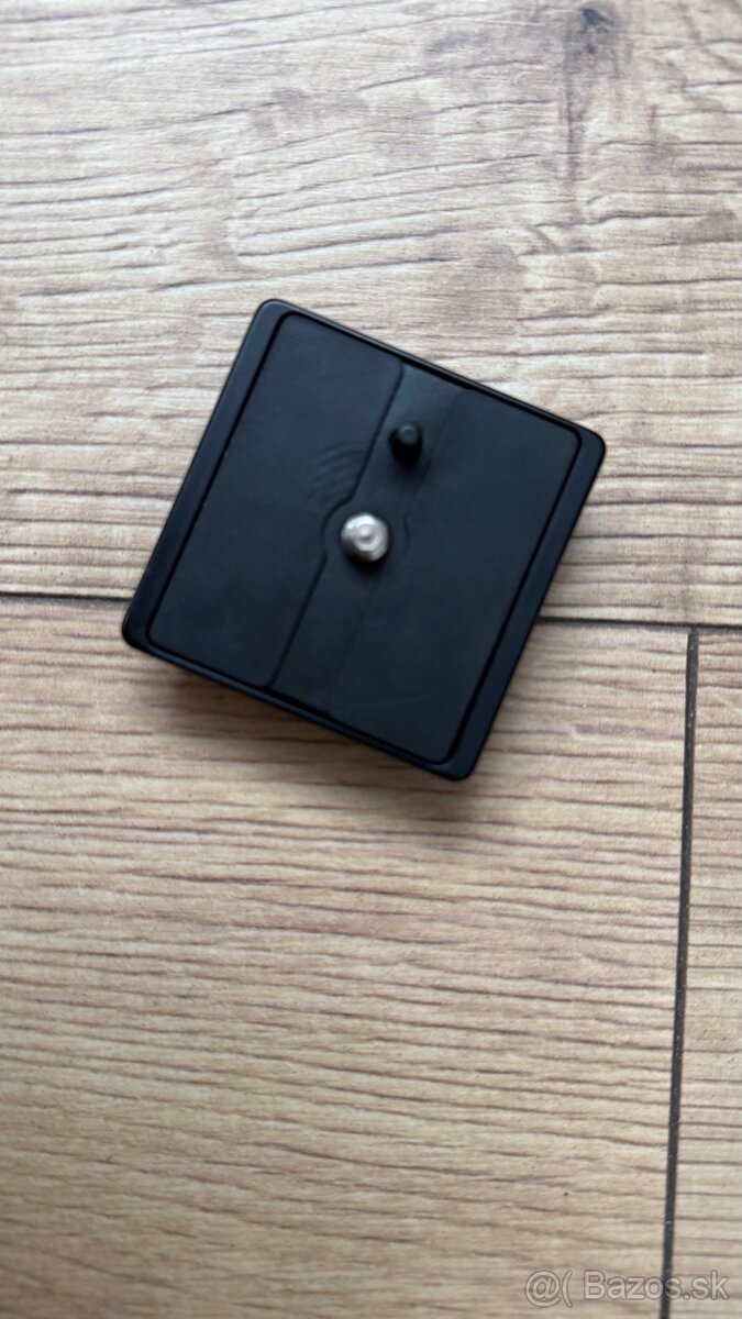 Predám statív Velbon CX 440 - 3