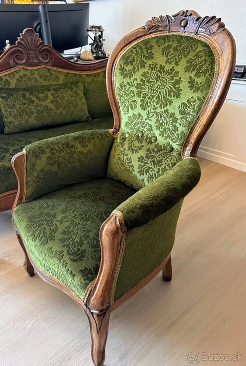 Čalúnená antická sedačka - 3