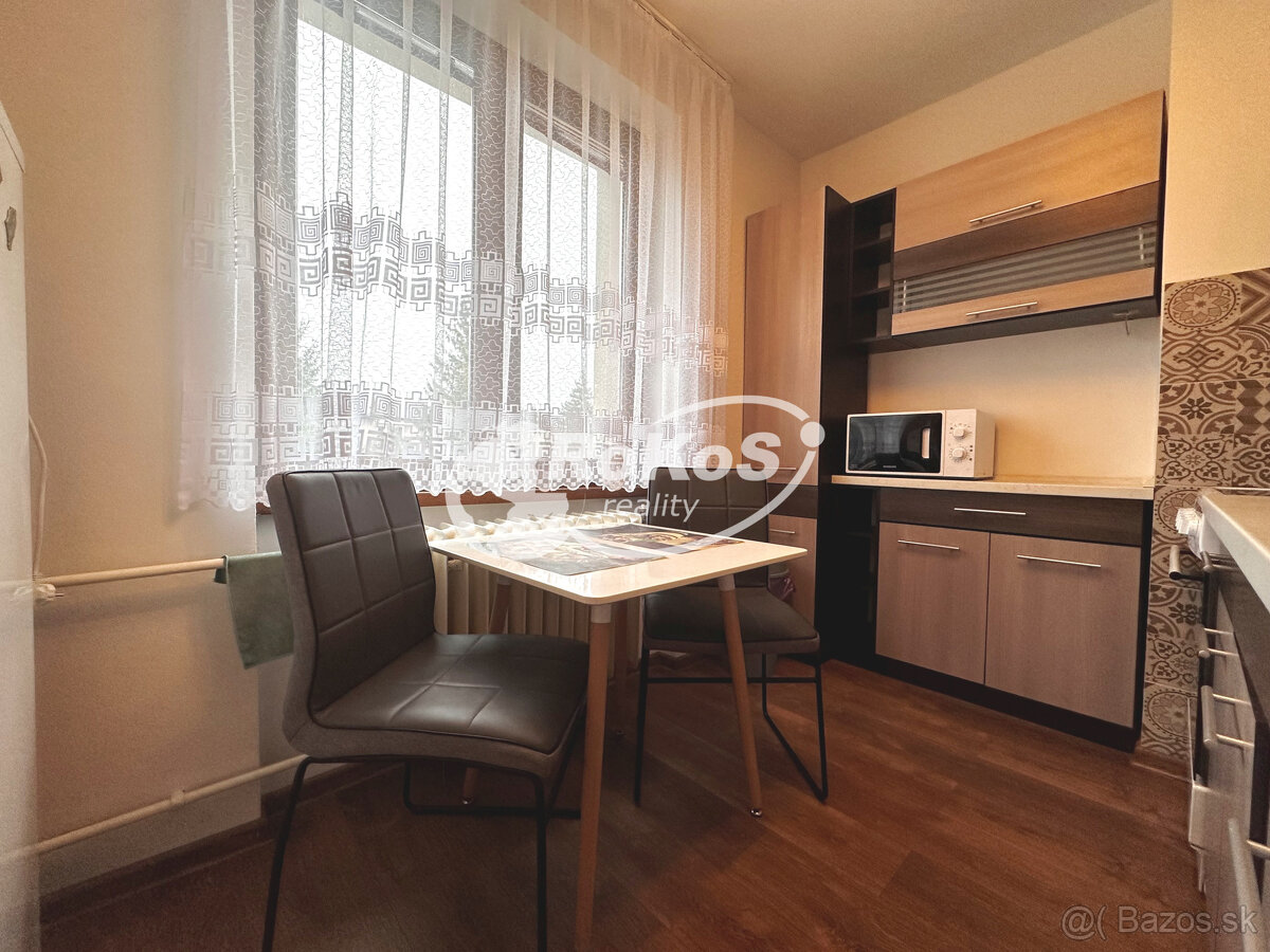 Rezervované- 2 izbový byt, Mierová ulica, Rožňava - 3