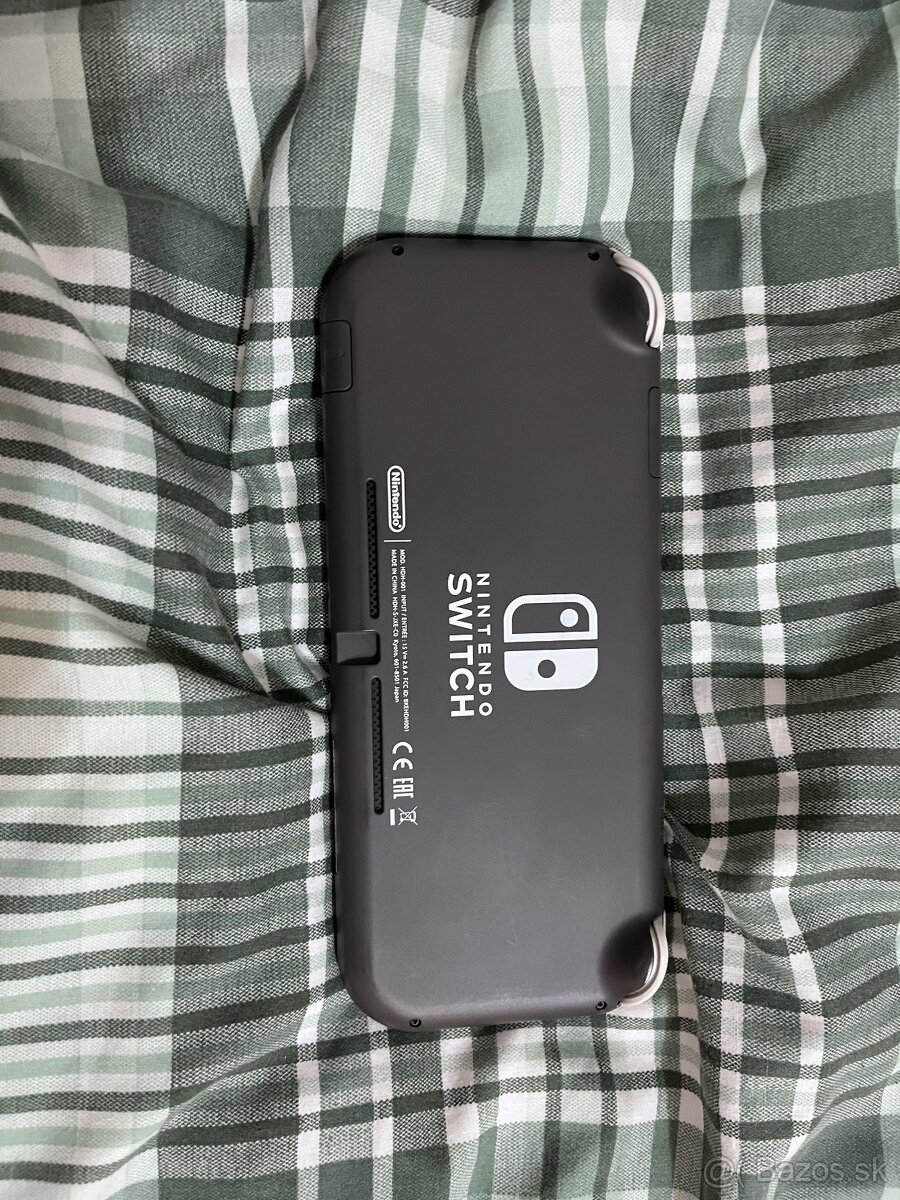 Nintendo switch lite - 3