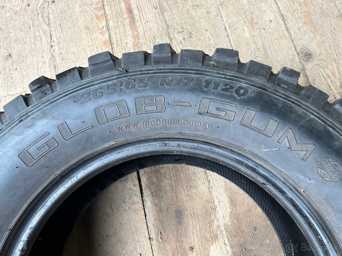 265/65R17 112Q GLOB-GUM TRAKKER M/T - 3