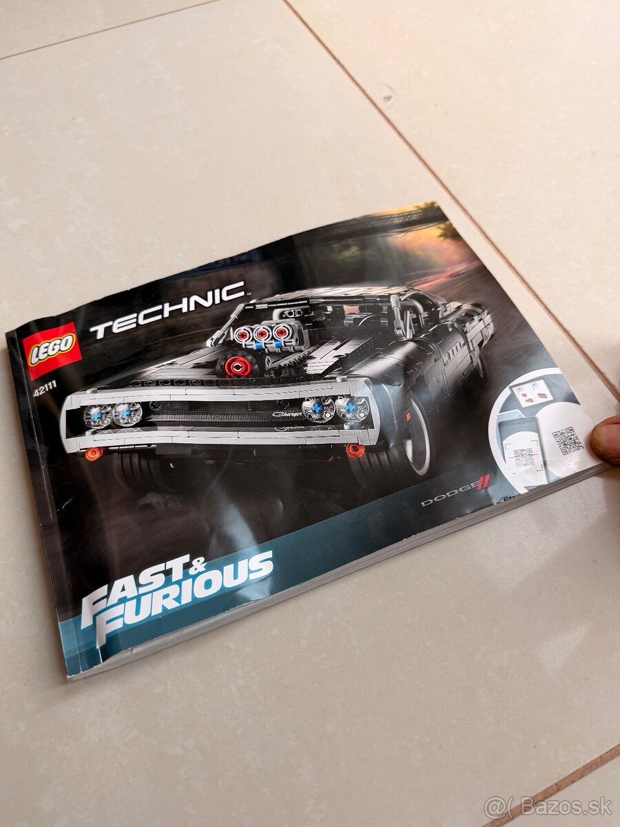 LEGO Technic 42111 - Dodge Challenger - 3