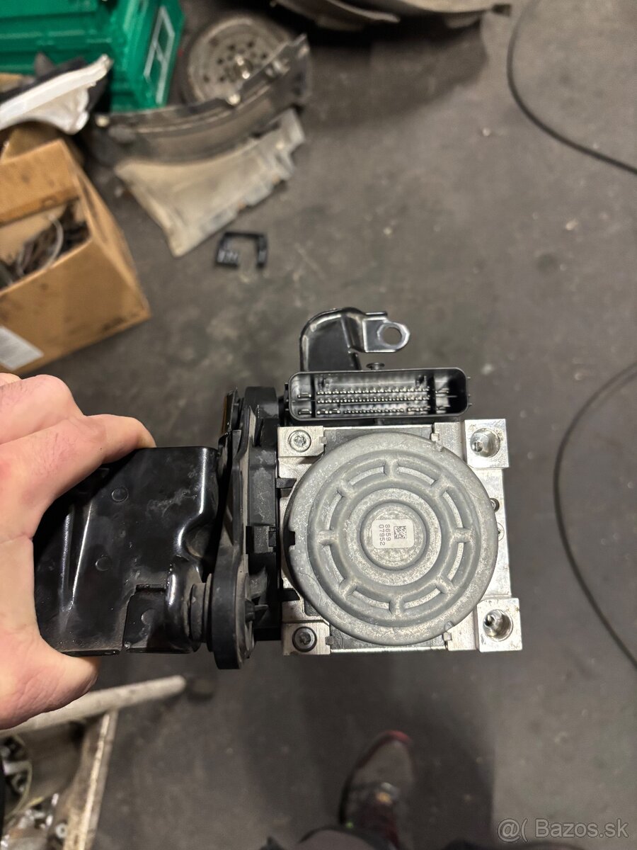 ABS jednotka 3Q0614517AB - 3