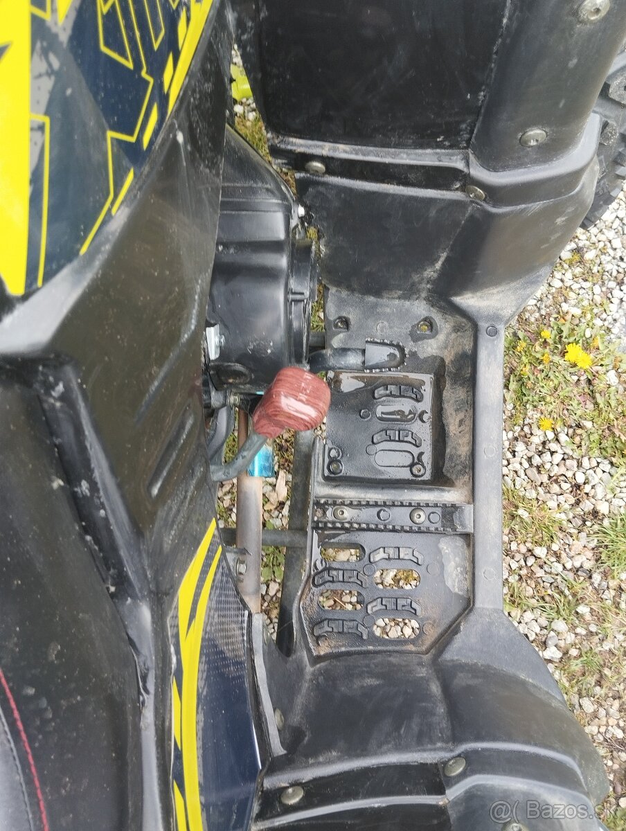 Predám štvorkolku Hummer 250 xtr