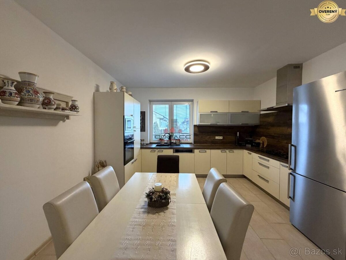 Exkl. novostavba RD so samostatným 1,5 iz bytom na Lúke - 3