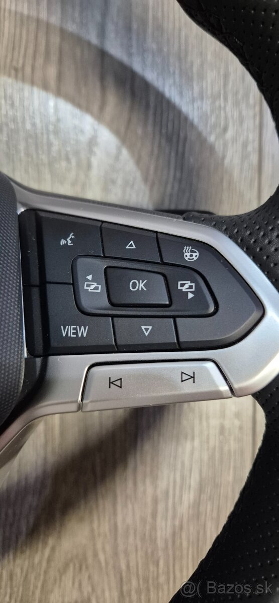 Novy volant VW s airbagom a s vyhrevom pre dsg - 3
