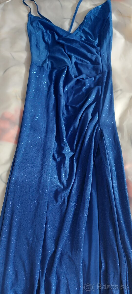 Dlhé trblietavé šaty - 3