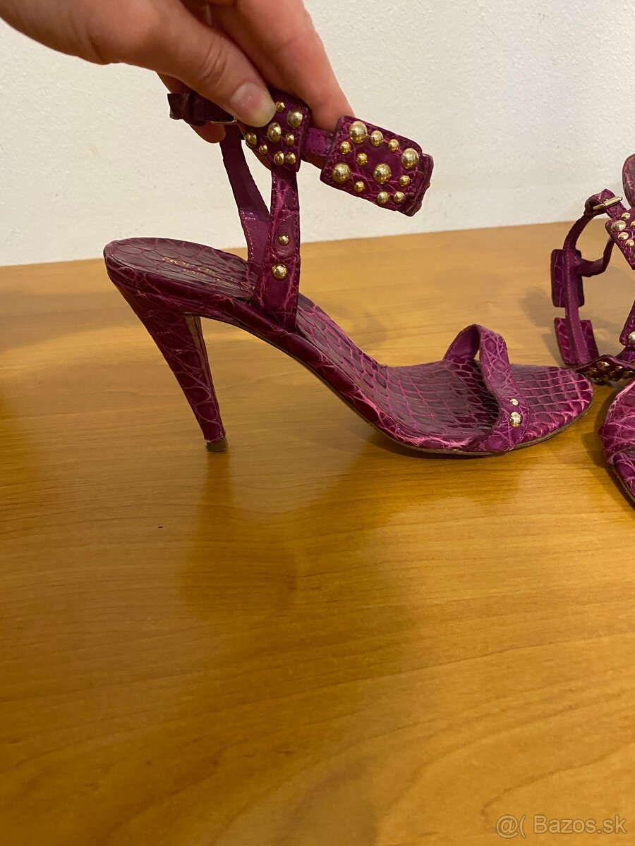 Predám dámske letné kožené sandále. - 3