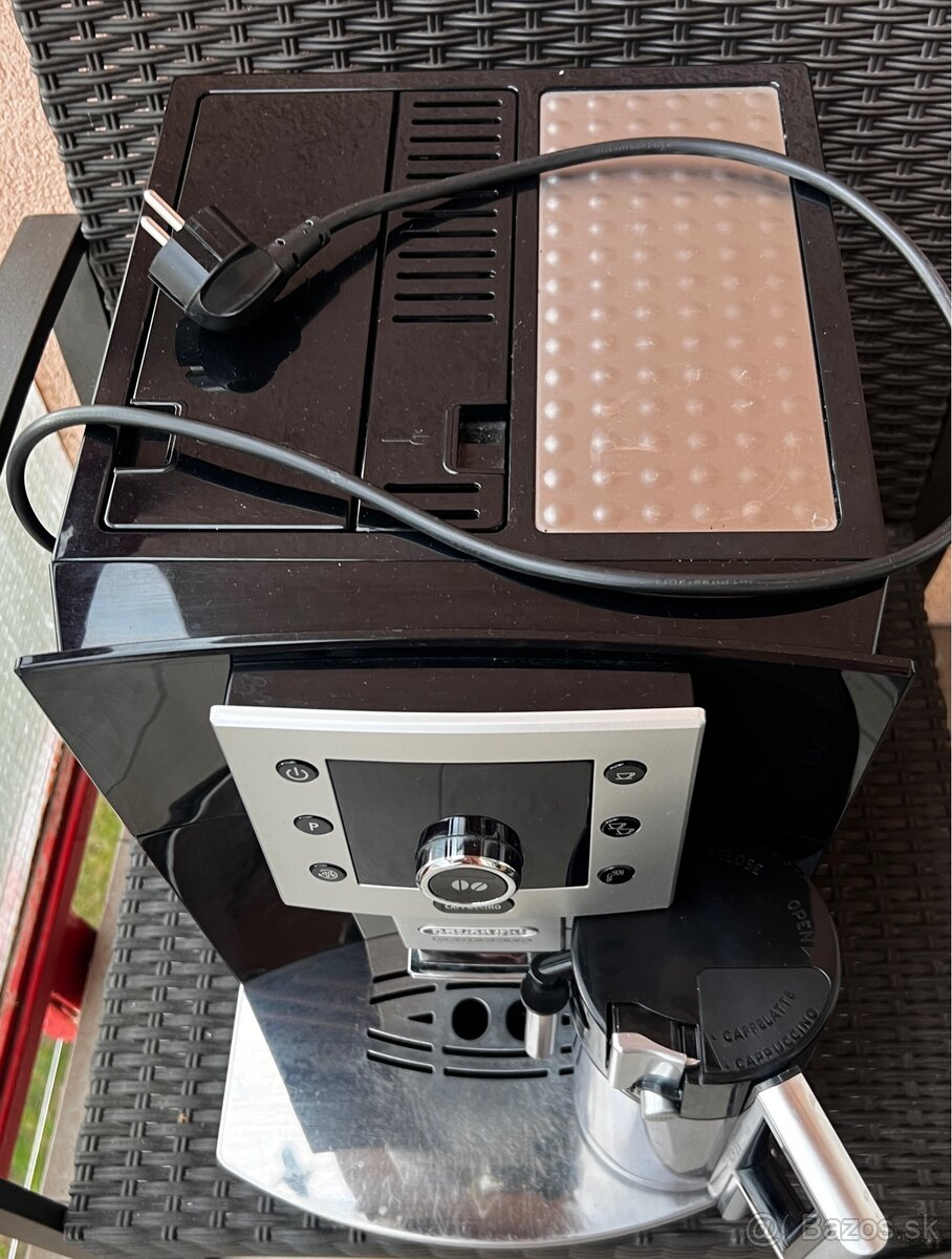 Kávovar Delonghi Perfecta - ESAM 5500 - 3