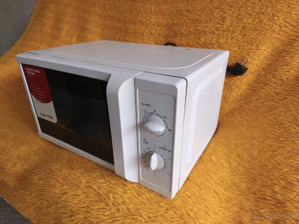 Predám mikrovlnnú rúru MORA MT 120W - 3