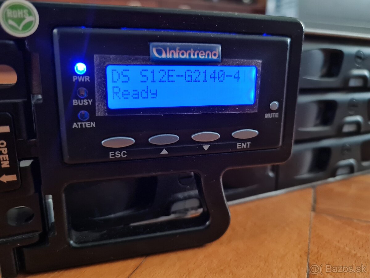 Diskové pole Infortrend - 3