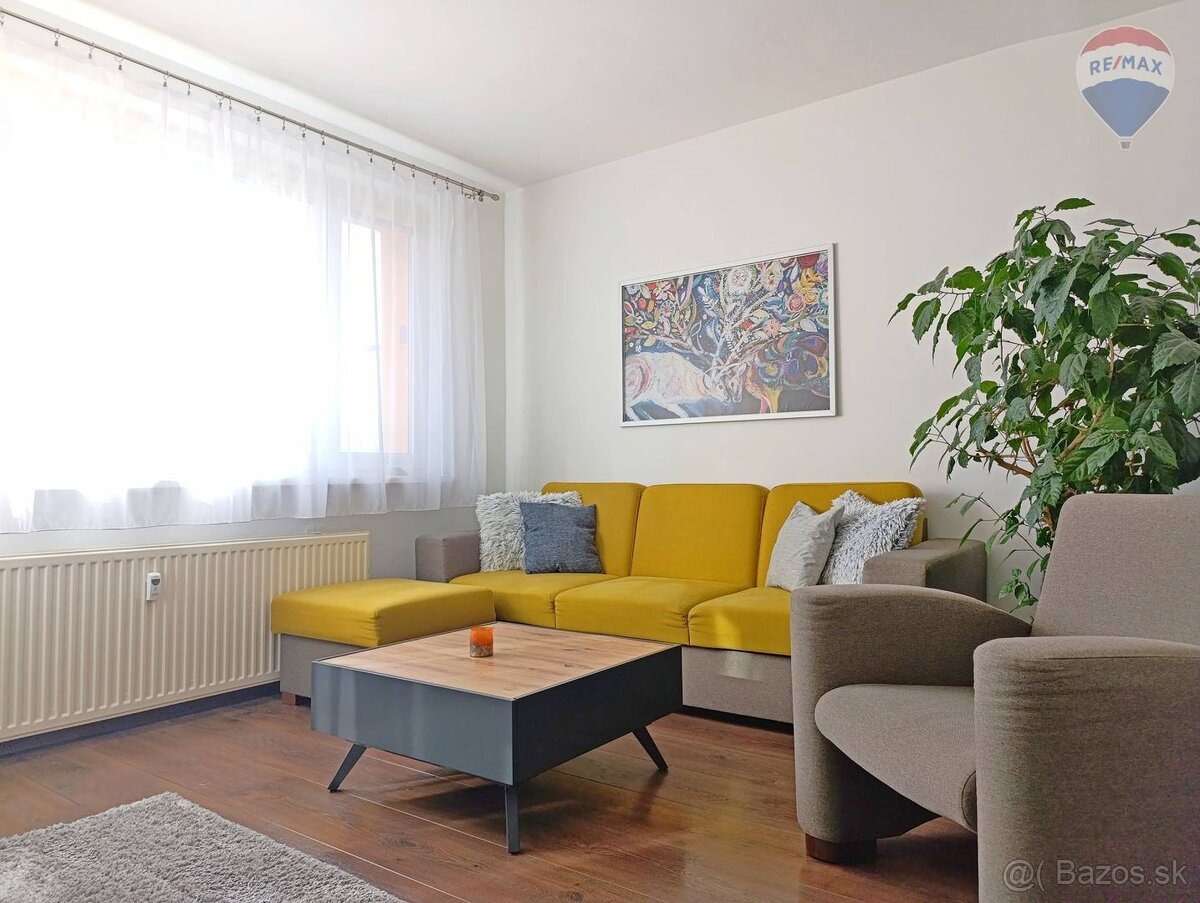 Prerobený 3-izbový byt v pokojnej zelenej časti Podbrezín - 3