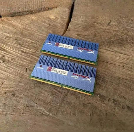 Pc základ - Gigabyte LGA 775, Q9550, gtx 660ti 2gb, 8gb Ram - 3