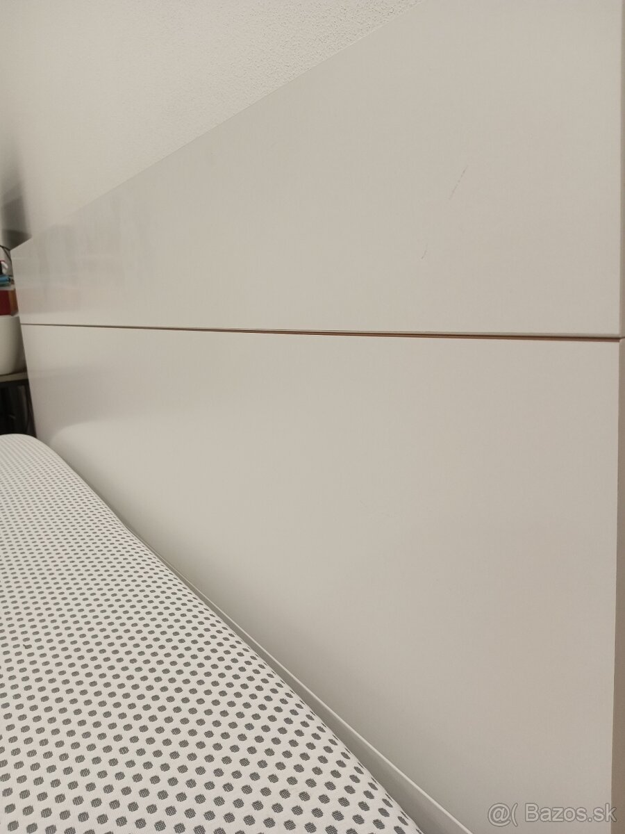 Manželská posteľ - 3