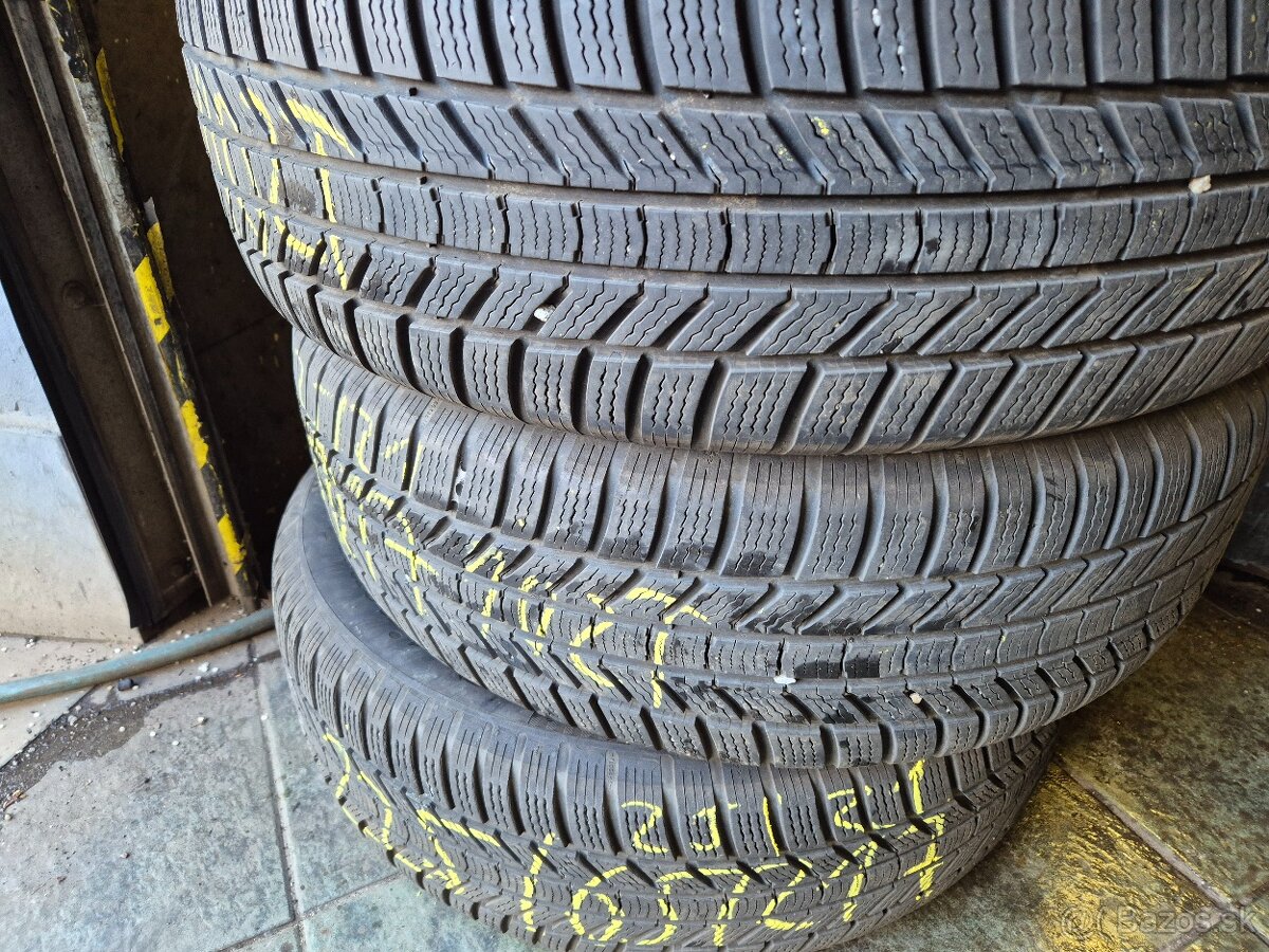 Predam zimne pneu 4x 225/65R17 Continental - 3
