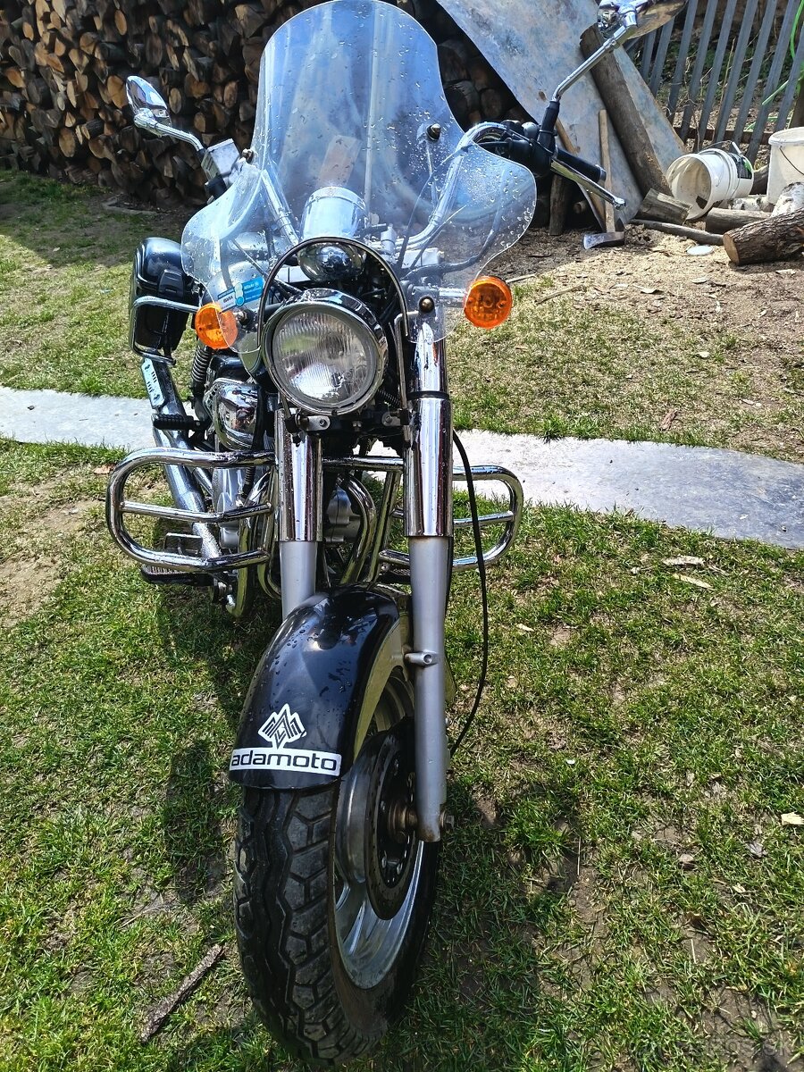 Chopper s papierami - 3