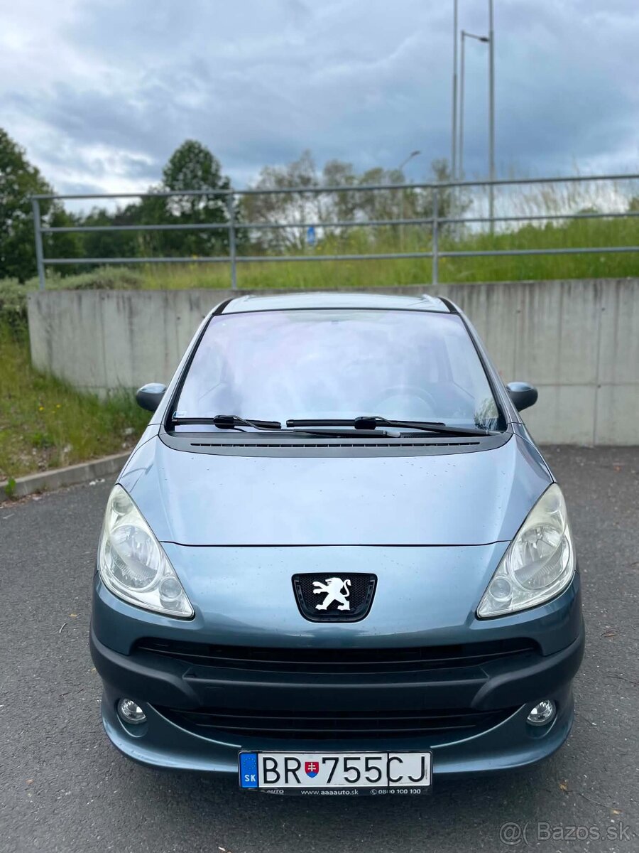 Peugeot 1007 - 3