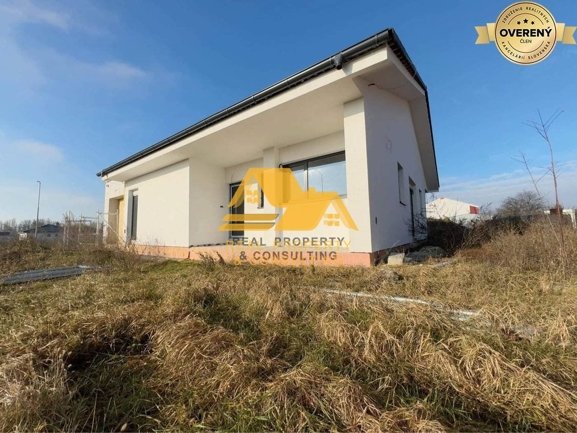 Predám novostavbu rodinného domu s garážou vo Dvoroch nad Ži - 3