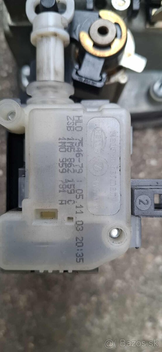 Kľučka kufra Seat Ibiza 6L , Seat Cordoba 6L - 3