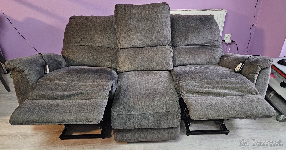 Sedačka 3+2 elektricky polohovateľná - 3