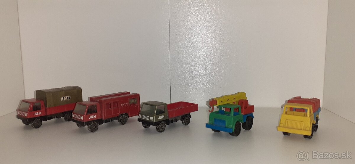 Predám staré autíčka - 3